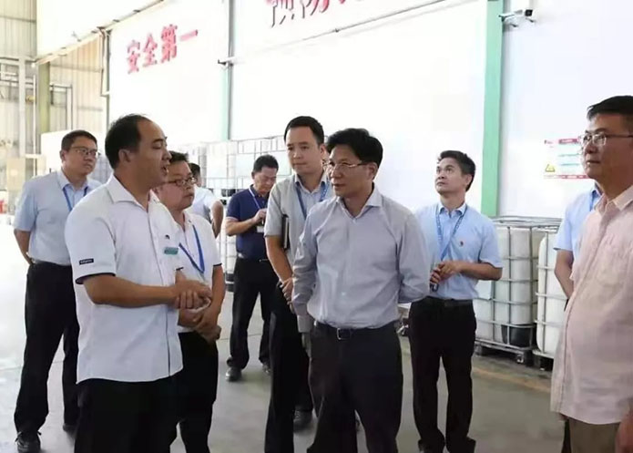 2-19101Q01939148.jpg 2-19101Q01939148.jpg